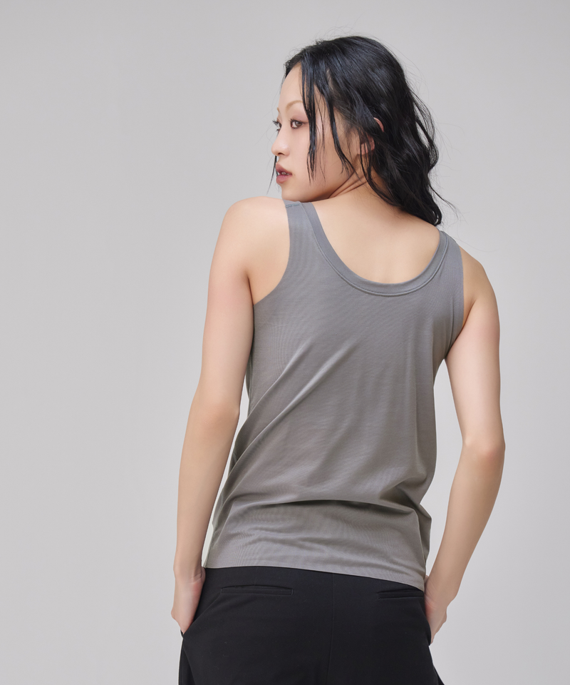 defend your style タンクトップ Nstyle】Vネックタンクトップ - UNDY wardrobe
